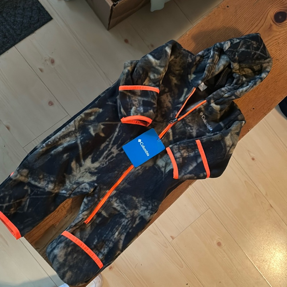 Columbia fleece suit fold over hands and feet